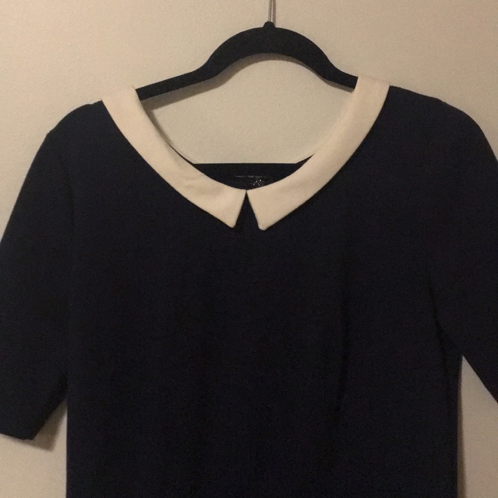 Retro navy dress with white collar